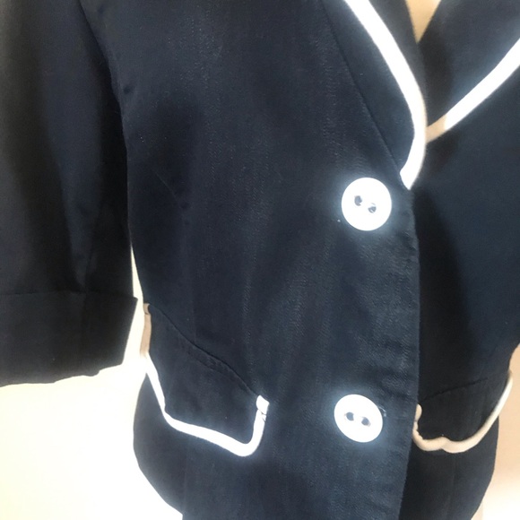 Navy Blue Blazer by Courtenay - Picture 4 of 5